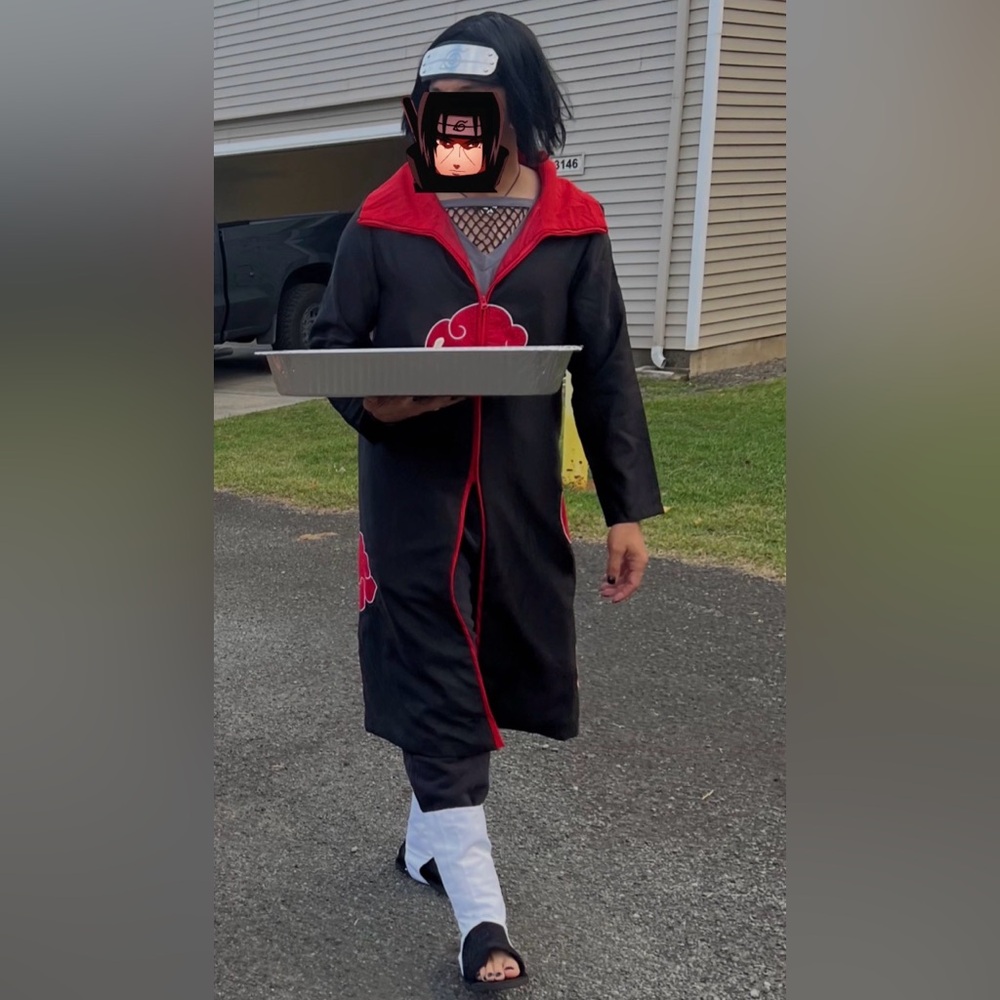 Naruto Itachi Uchiha Deluxe Cosplay Costume